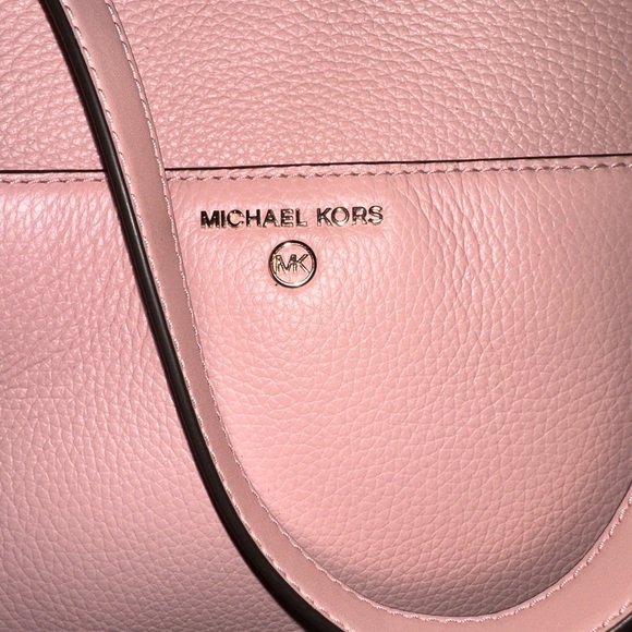Michael Kors Molly Pink Shoulder Tote - Picture 3 of 12